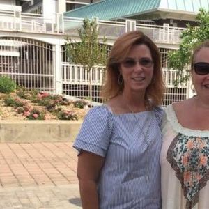 Meet your Posher, Catherine